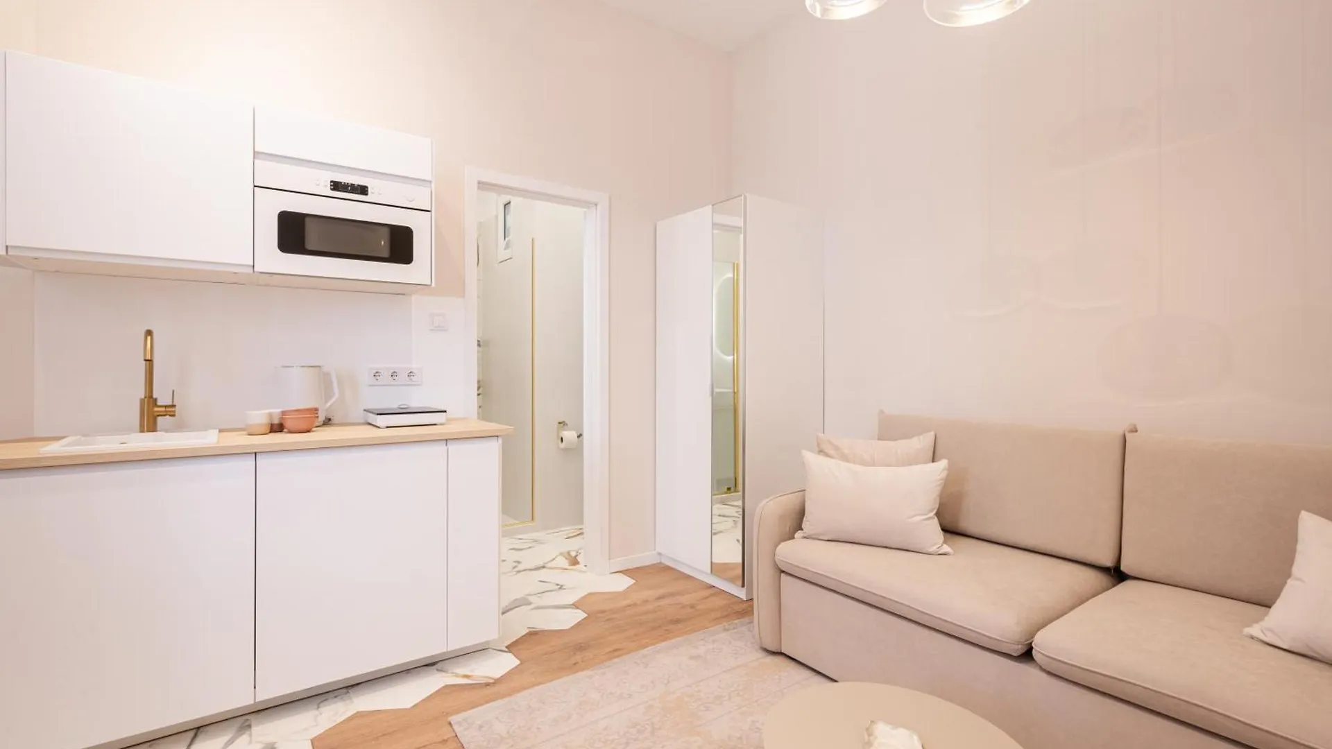 Akacfa 43 Heritage Apartment - Best Location By Bqa Budapest