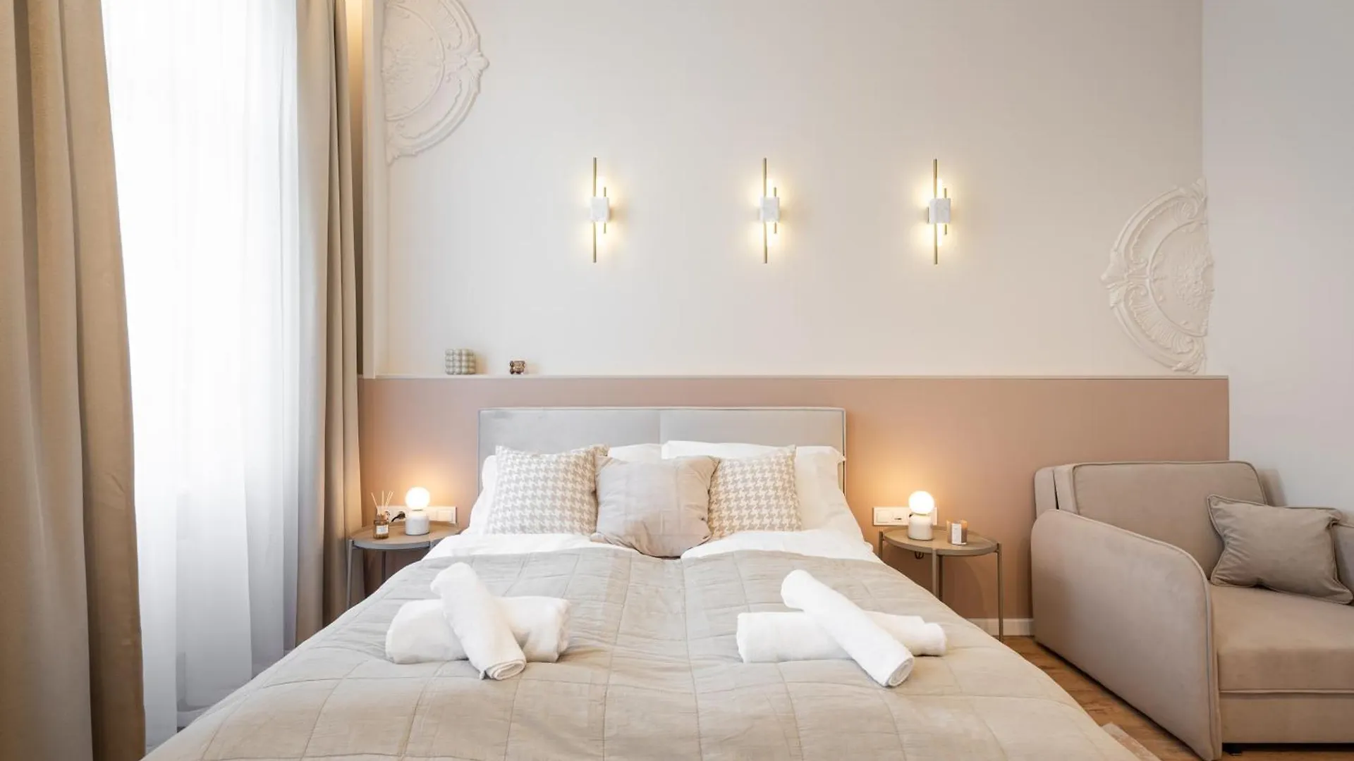 Akacfa 43 Heritage Apartment - Best Location By Bqa Budapest Hungría