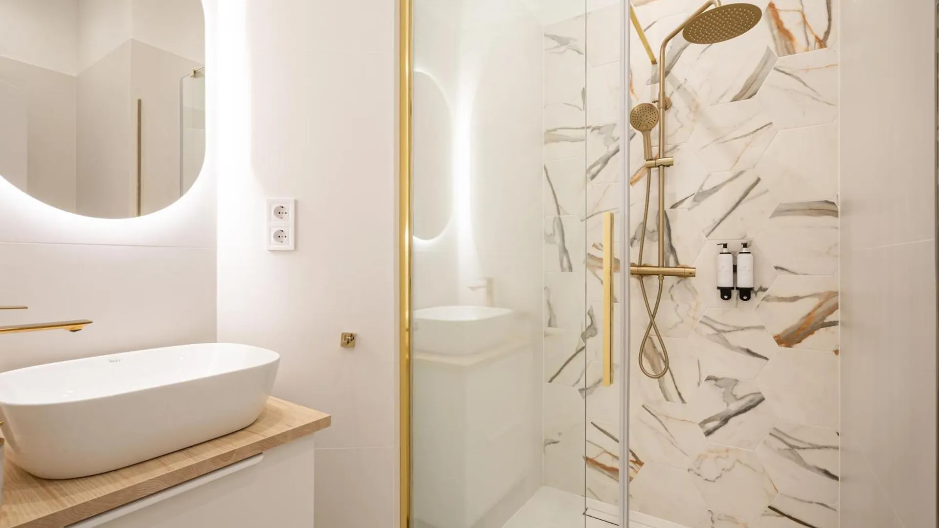 Akacfa 43 Heritage Apartment - Best Location By Bqa Budapest
