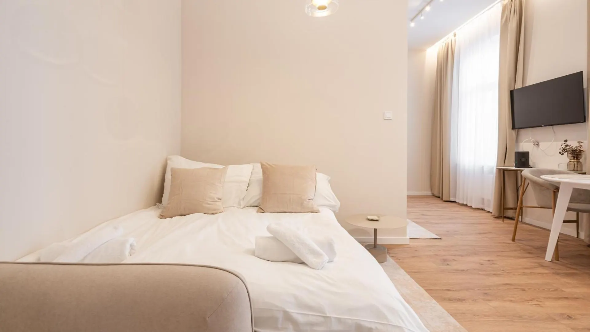 Akacfa 43 Heritage Apartment - Best Location By Bqa Budapest