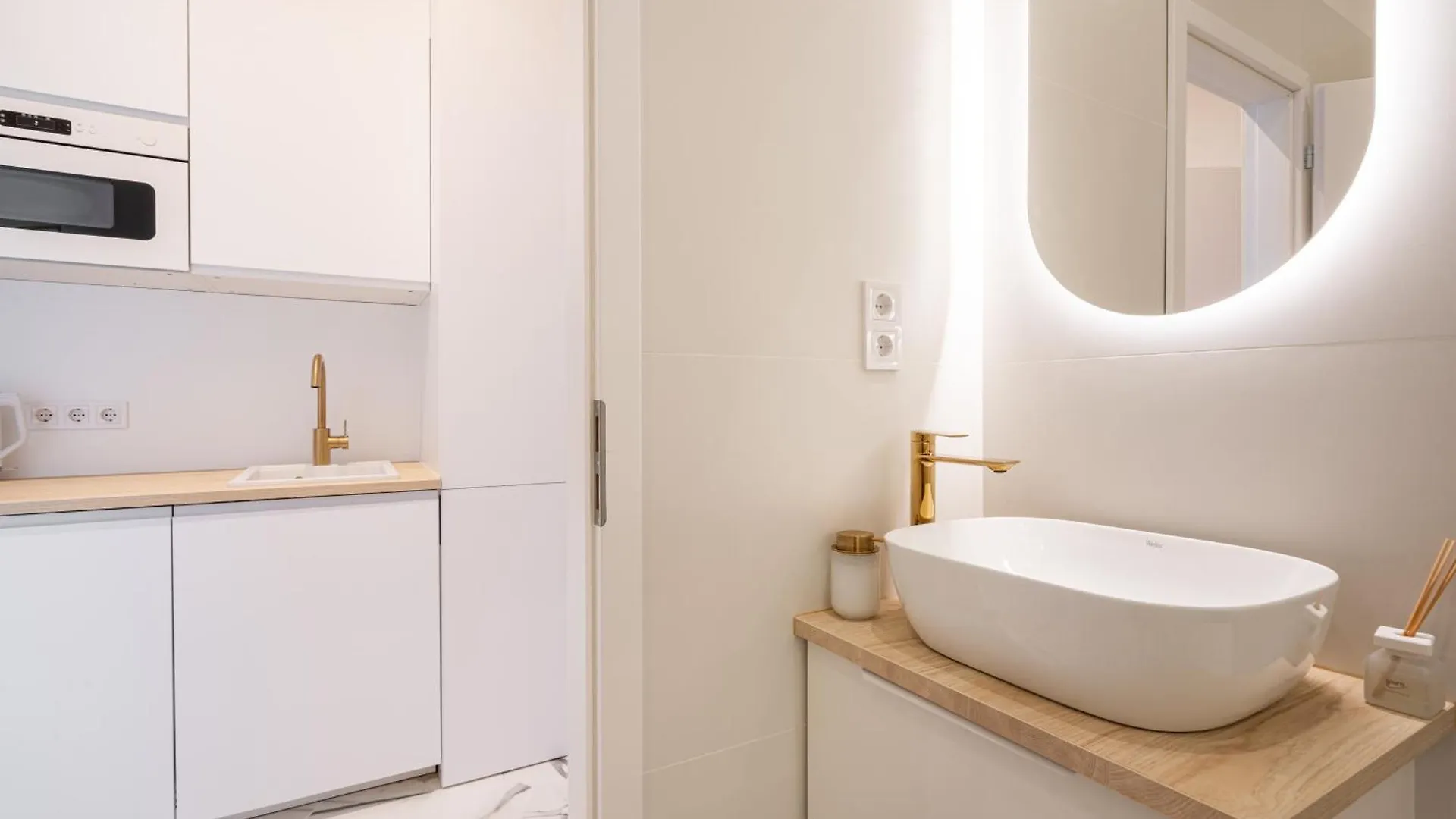 Akacfa 43 Heritage Apartment - Best Location By Bqa Budapest